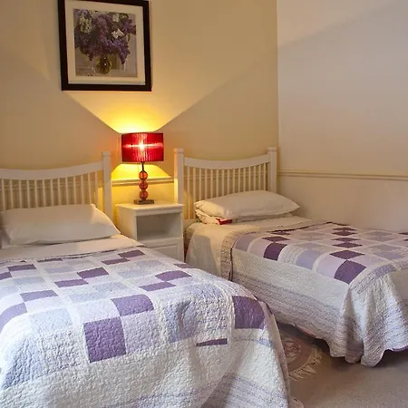 Bed and breakfast Anchor House Only 3*