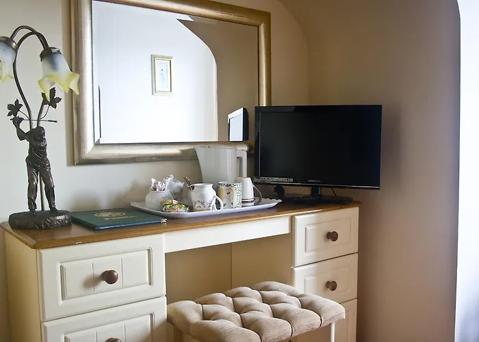 Bed & Breakfast Anchor House Only